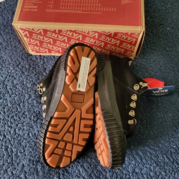 Vans Aubin 35 DC Black Women 5 Authentic Factory Collection VNOA4UULUL1 … - Picture 4 of 7